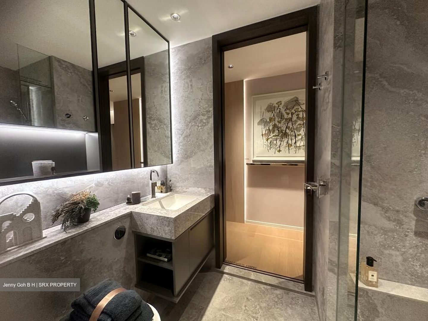 Meyer Road (D15), Condominium #501003221